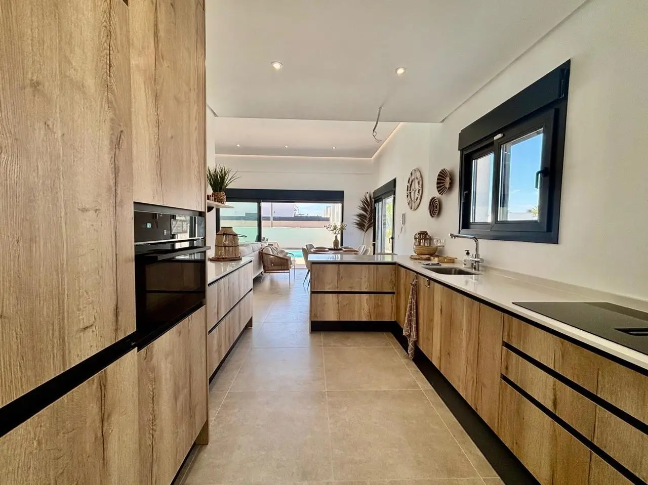 5013f8b713df6ec264e0_xlarge-2