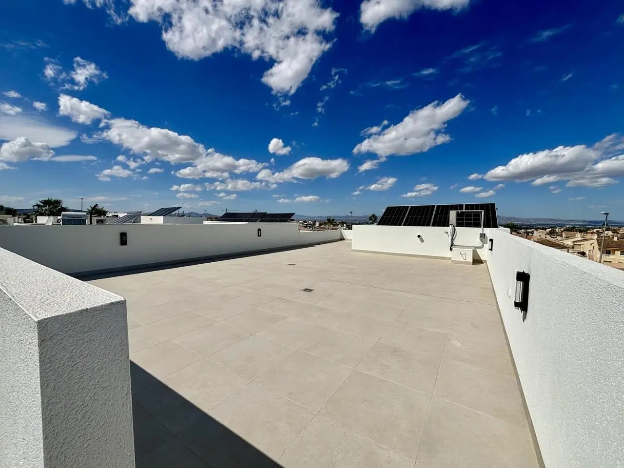 87c45e399611d0397e1b_xlarge-2