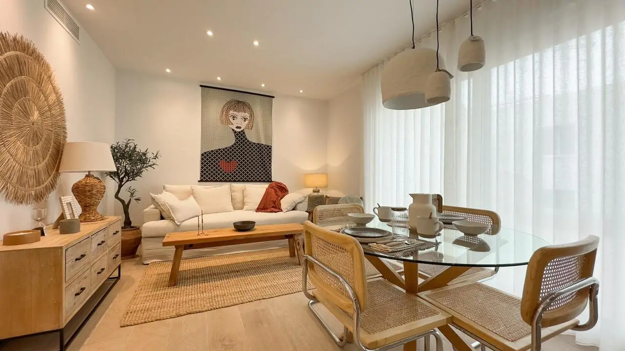 f6298fb2815e5c14487d_xlarge